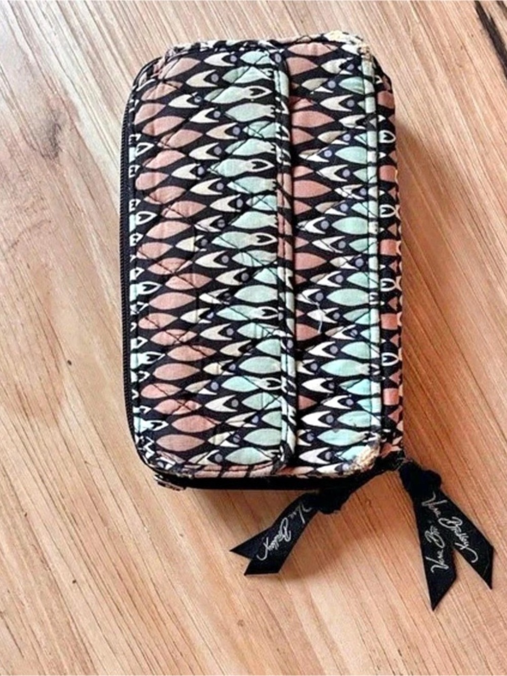 Vera Bradley Turnlock Wallet purse Black & Pink